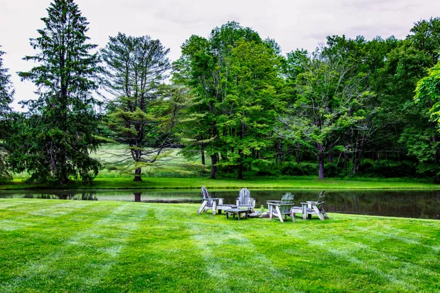 work photo from yardscapeslandscape.com