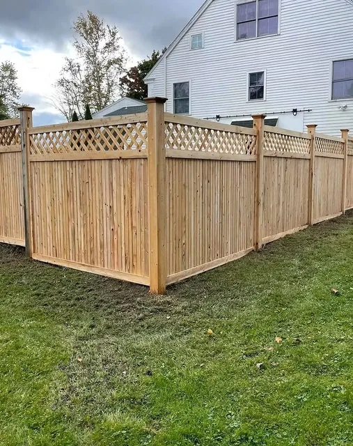 <Southern Maine Fence