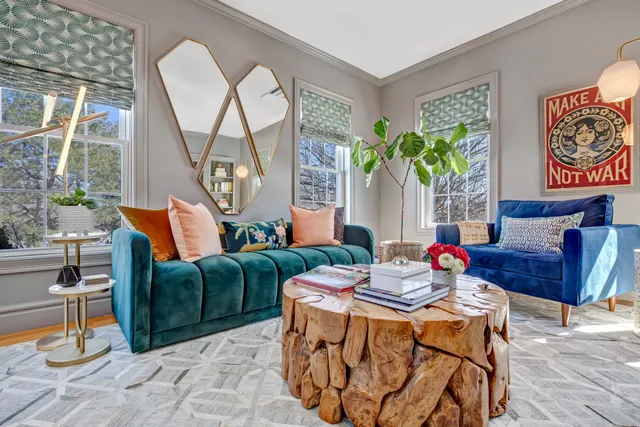 Glamorous Den