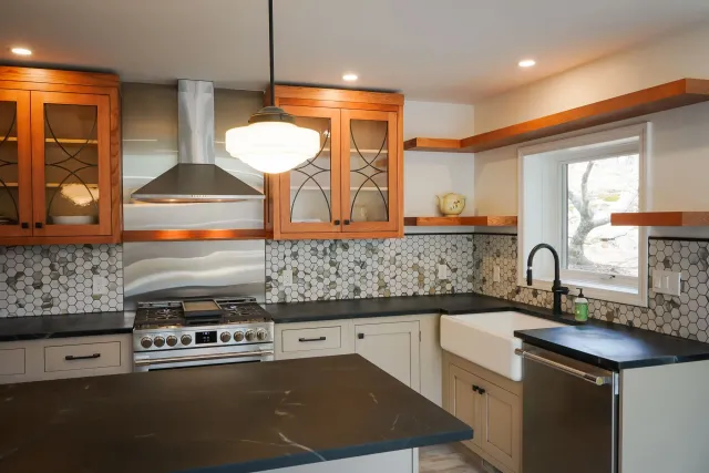 Heartwood Kitchens & Millwork work photo