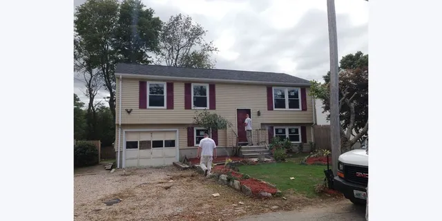 Wonderwall Construction work photo
