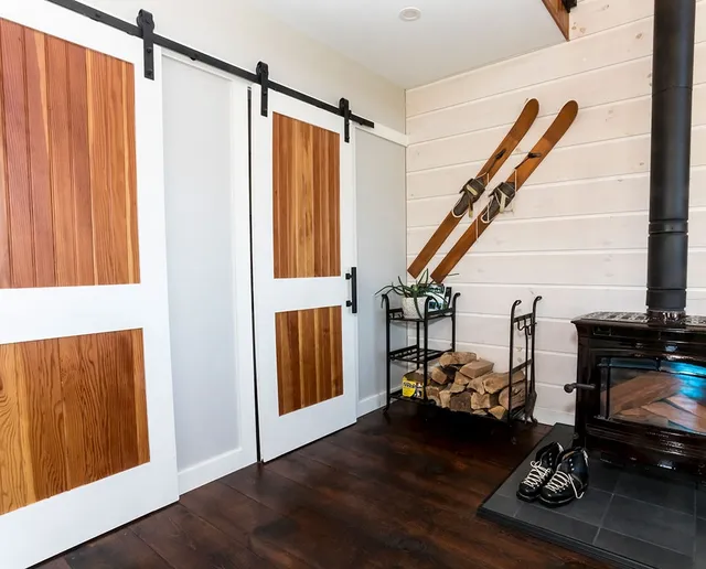 William Lyon & Son Carpentry work photo