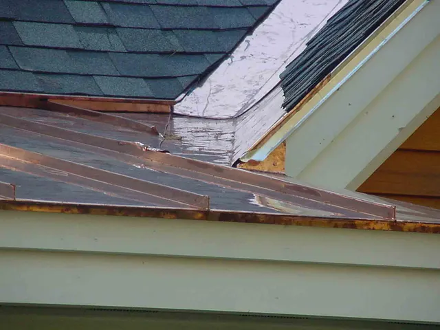 work photo from 207roofers.com