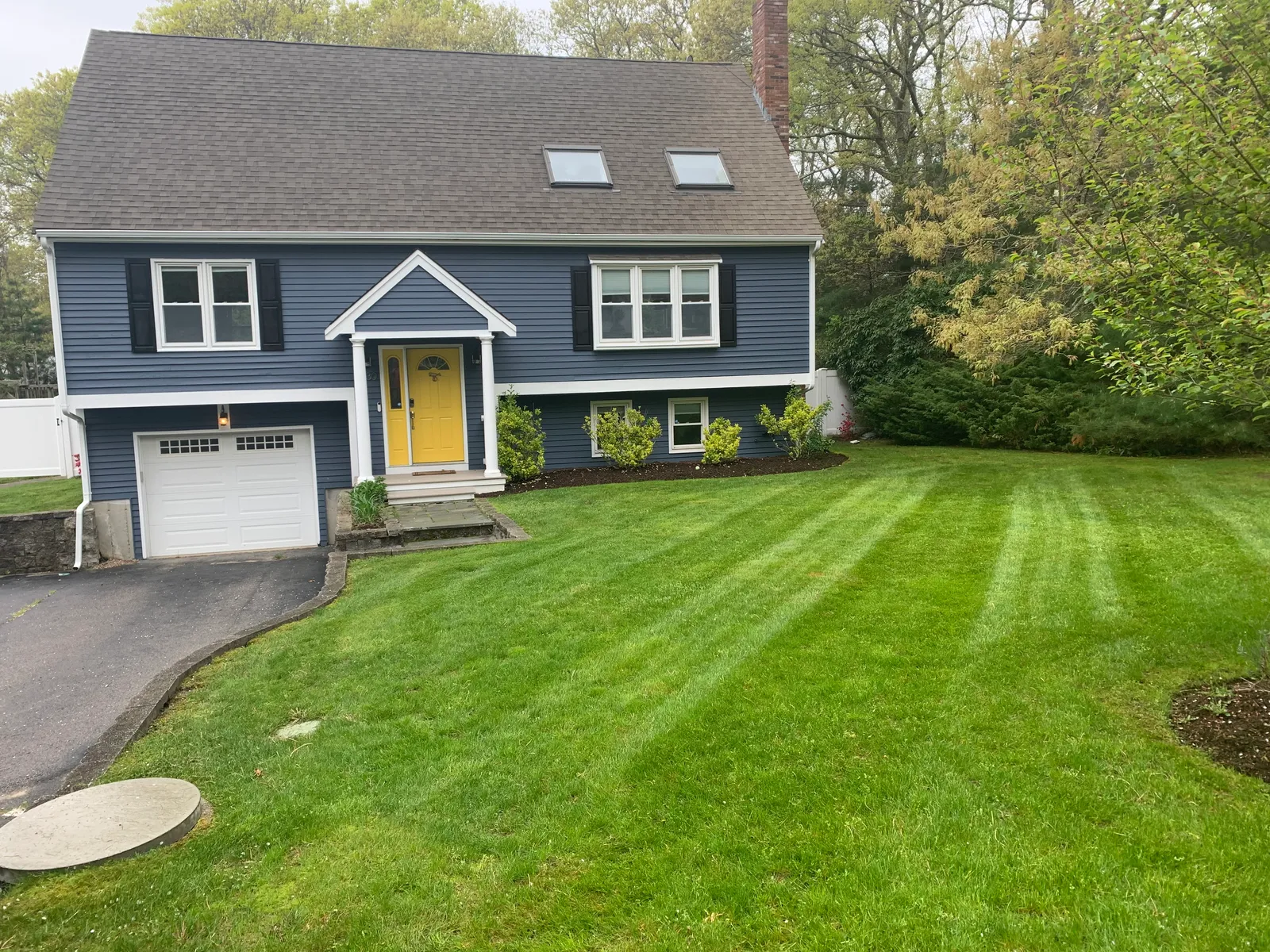 work photo from lawnsharklandscapingma.com