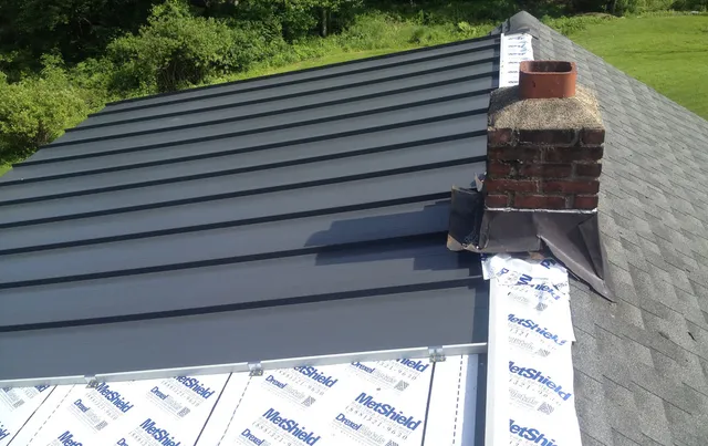 work photo from rivervalleyroofers.com