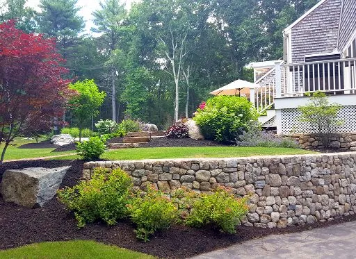 stone wall off driveway