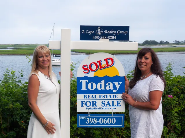 A Cape Life Team with Today Real Estate work photo