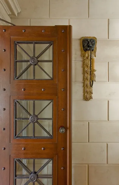 Door 1.jpg