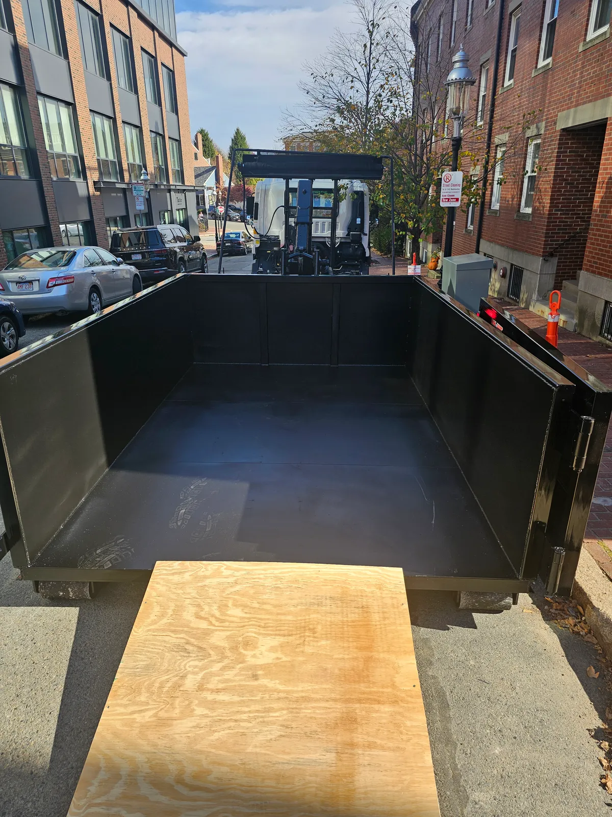 work photo from big-foot-dumpsters.com