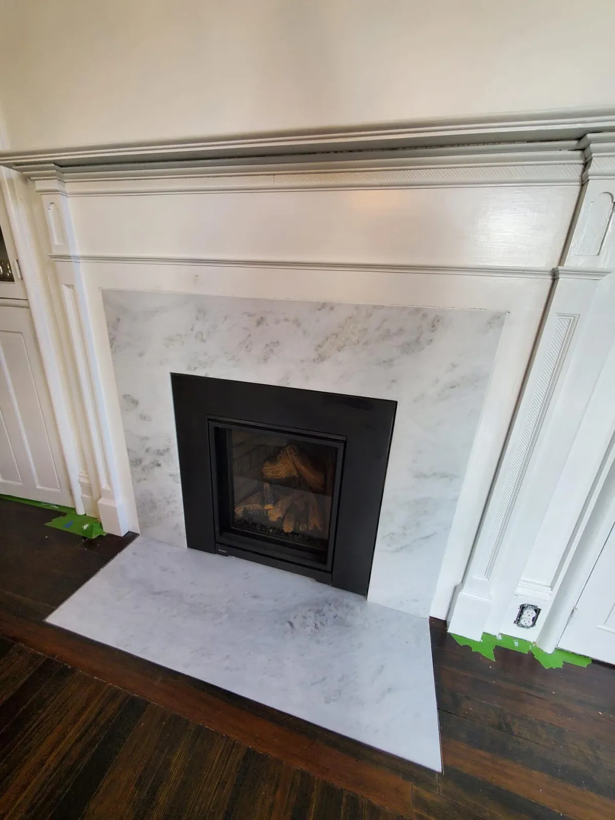 ⭐️𝑭𝒓𝒊𝒅𝒂𝒚 𝑭𝒂𝒗𝒐𝒓𝒊𝒕𝒆𝒔⭐️

Whether it’s your fireplace, kitchen, or vanity, we got you covered 😎