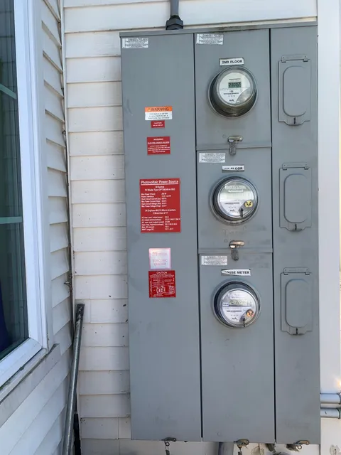 Zveno Electric LLC work photo
