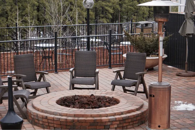 Firepits and Outdoor Kitchens