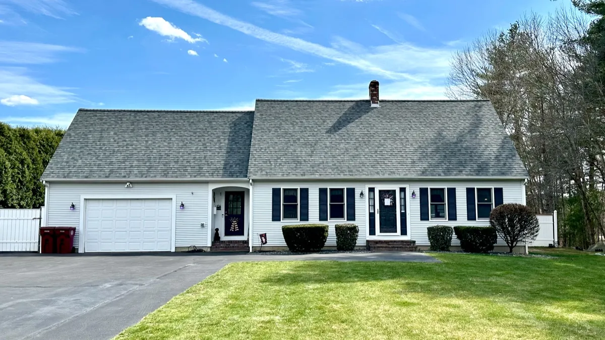 Estate Gray roof on a Middleboro MA home