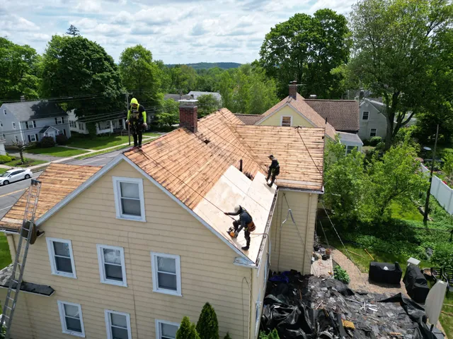 work photo from onyxroofingexperts.com