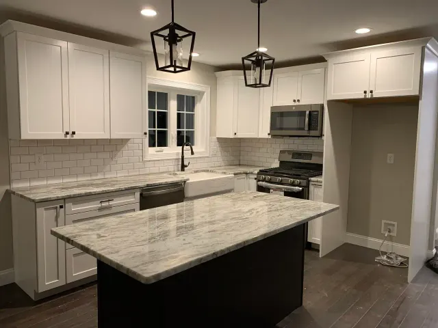 Kitchen with center island