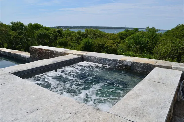 work photo from islandpools.com
