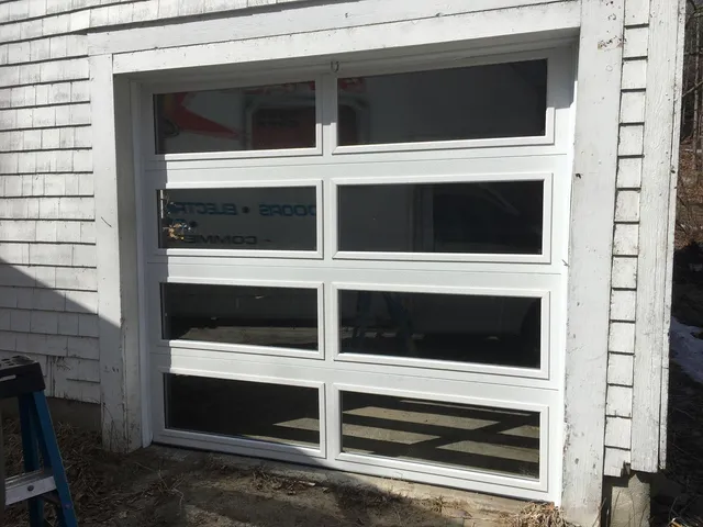 work photo from lizziesgaragedoors.com