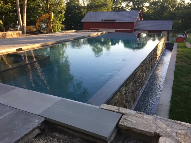 work photo from signaturepoolsinc.com