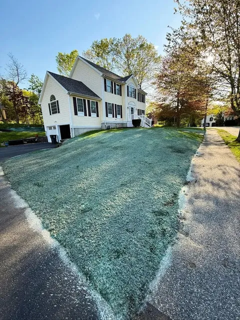 work photo from freshcutlandscapeus.com