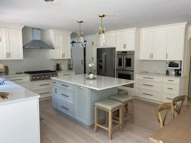 Bruce Custom Woodworking work photo
