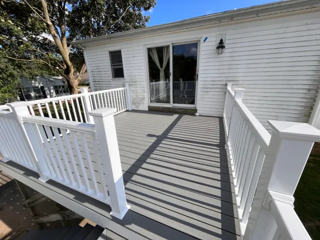 Trex Pebble Gray decking