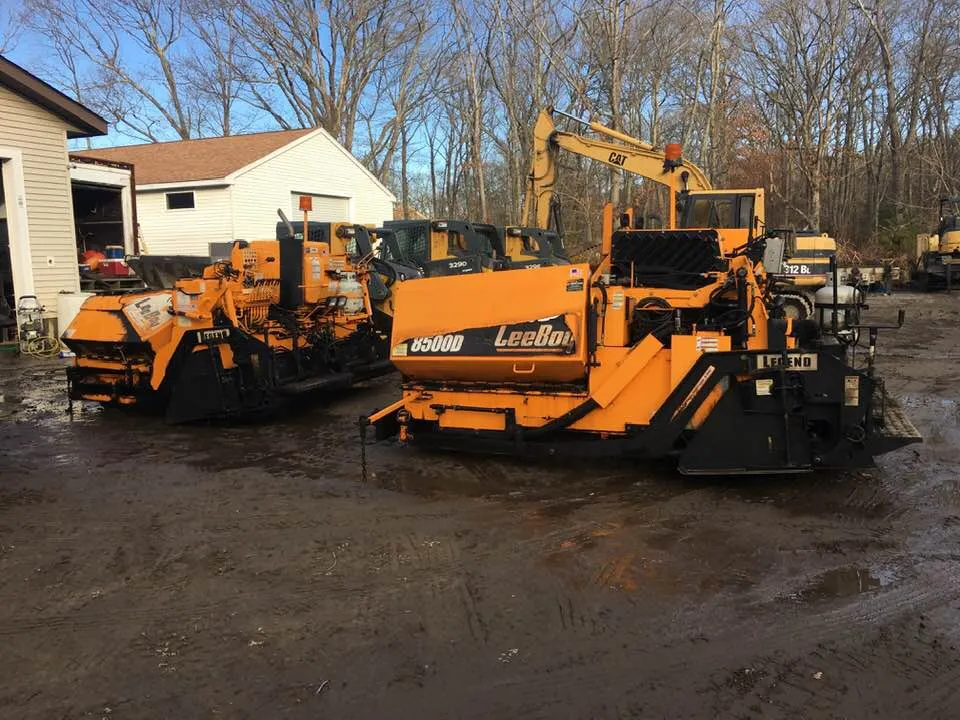 COUNTRY CLUB LANDSCAPING & PAVING researched project photo
