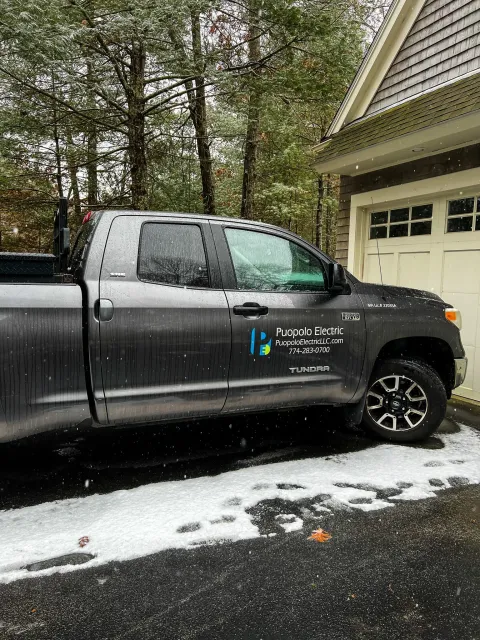 Electrical Service Calls in Plympton, MA