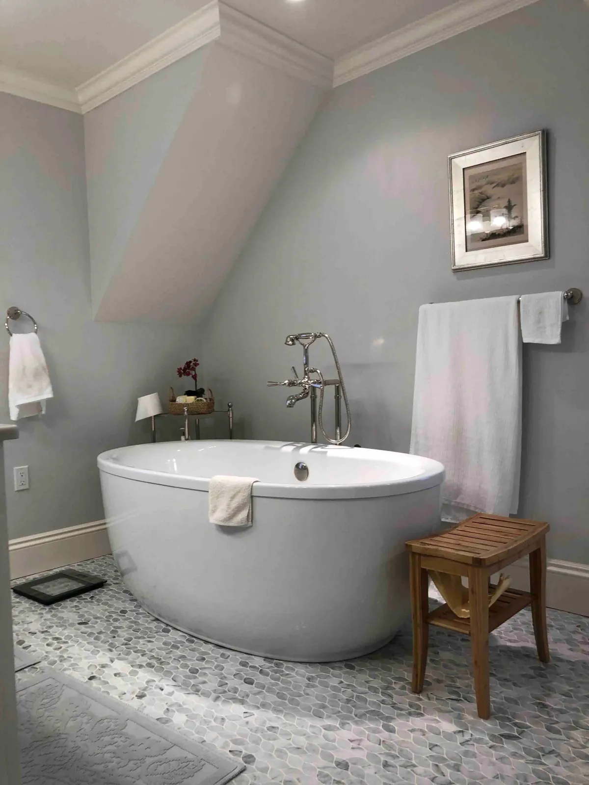 Freestanding tub, heated floor, custom made