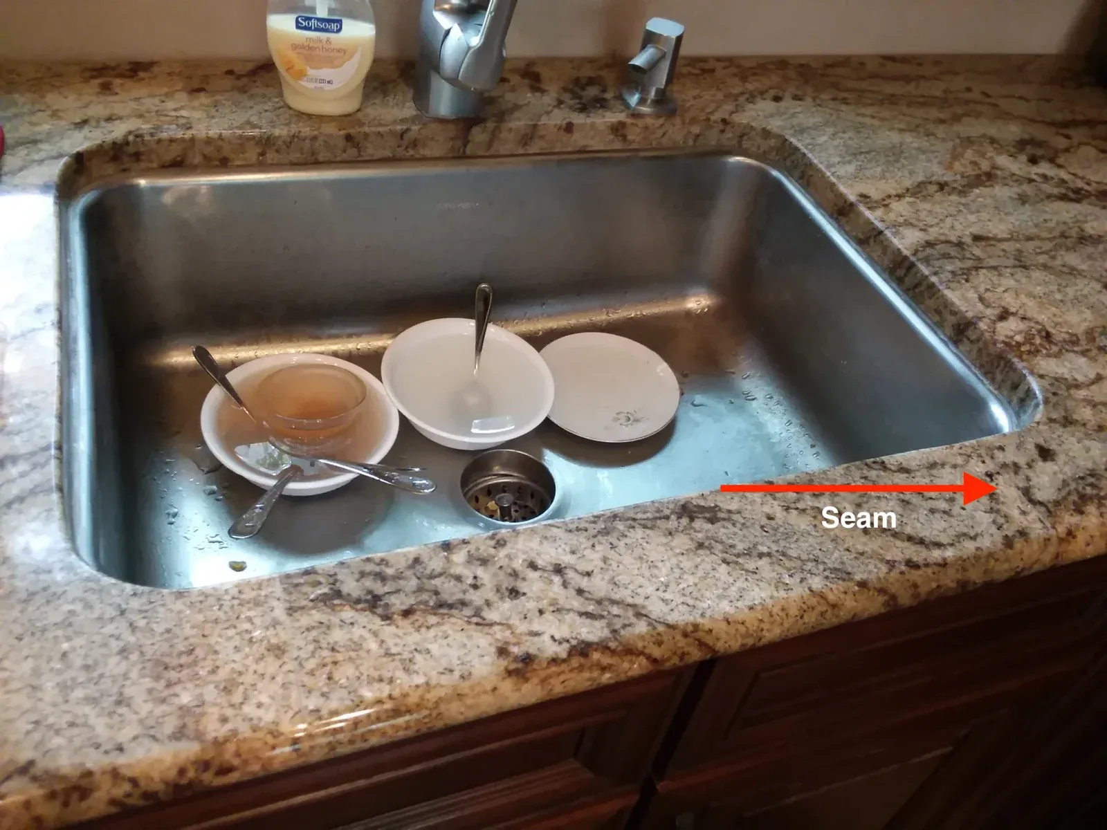 Should the Seam Go Through the Middle of Your Sink?
