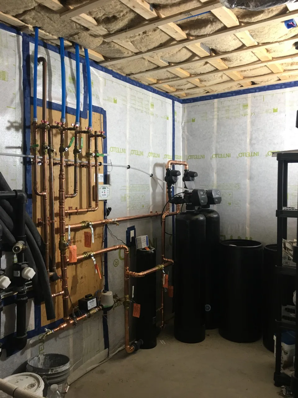 New construction - 2 cubic feet combination water softener/carbon filtration system for public water supply with hard water and very noticeable chlorine taste & smell along with large capacity sediment filter for this large home.