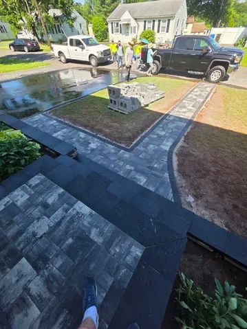 work photo from authenticpavingandmasonry.com