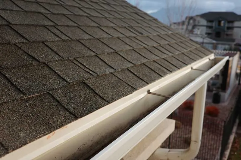 gutter cleaning greater boston massachusetts