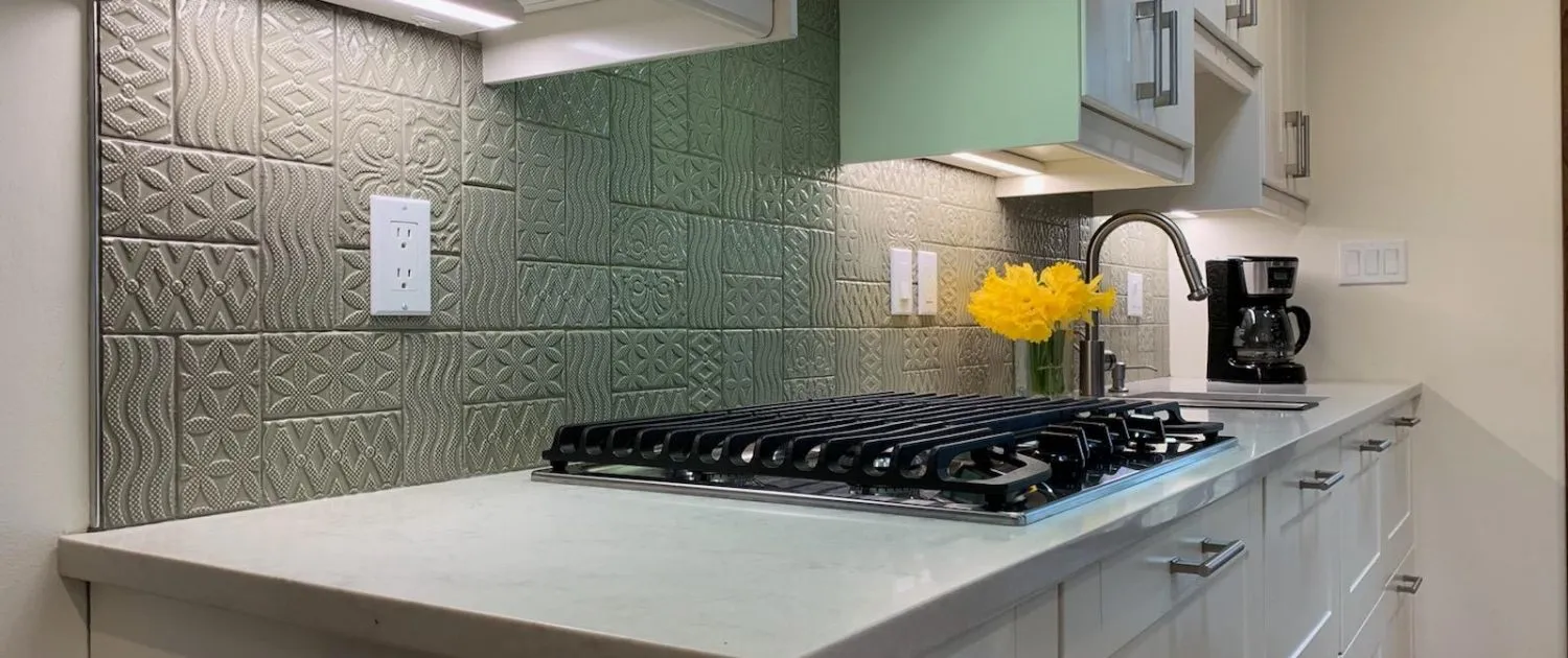 KITCHEN DETAIL