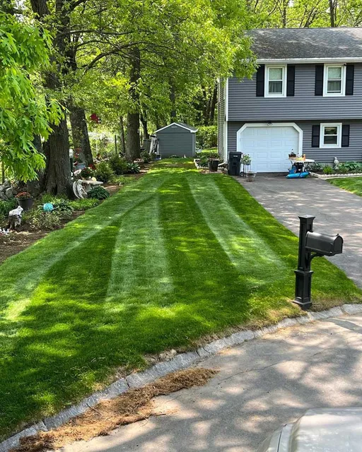 work photo from freshcutlandscapeus.com