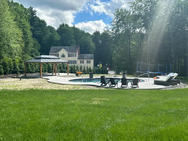 Innovative Lawn & Landscape LLC work photo