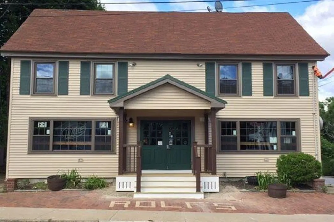 Damphousse Roofing LLP