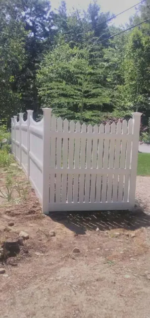 work photo from fencecontractorrochesternh.com