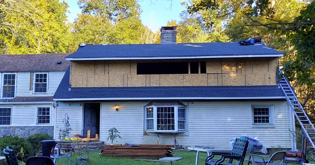 work photo from manolyroofing-ct.com