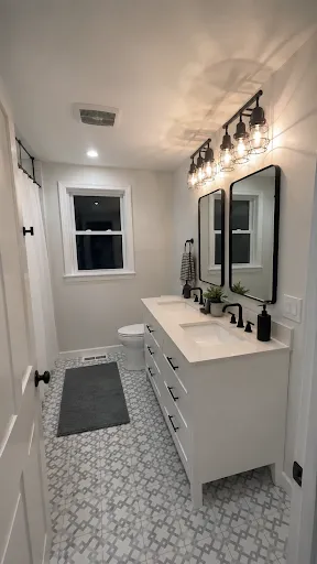 Review photo by Debora Miranda