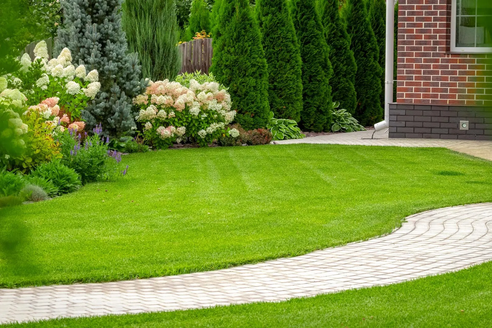 Nelson's Hardscape and Tree Service