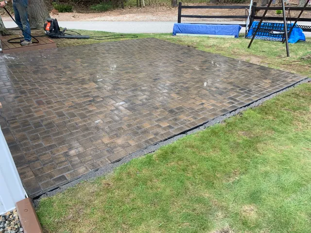 patio with pavers