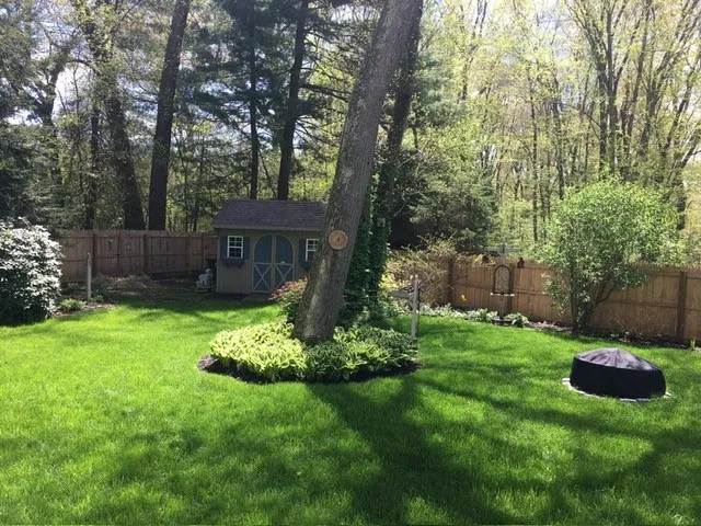 Danny Landscaping Service Llc work photo