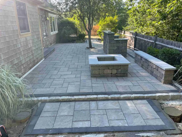 Manicured Lawn & Garden Beds in Plymouth, MA