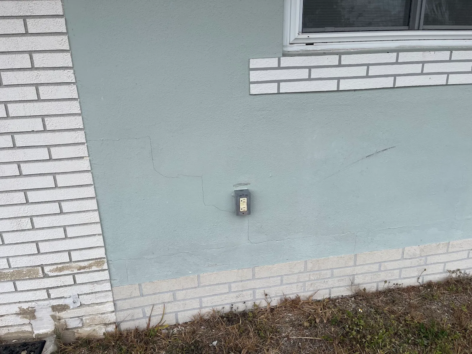 Queen Foundation Repair