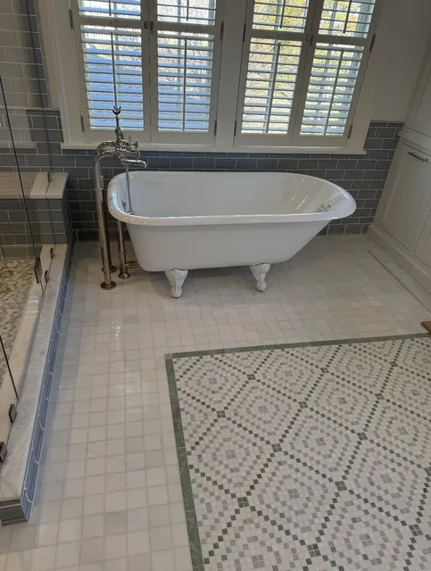 work photo from lucebrothersfloorcovering.com
