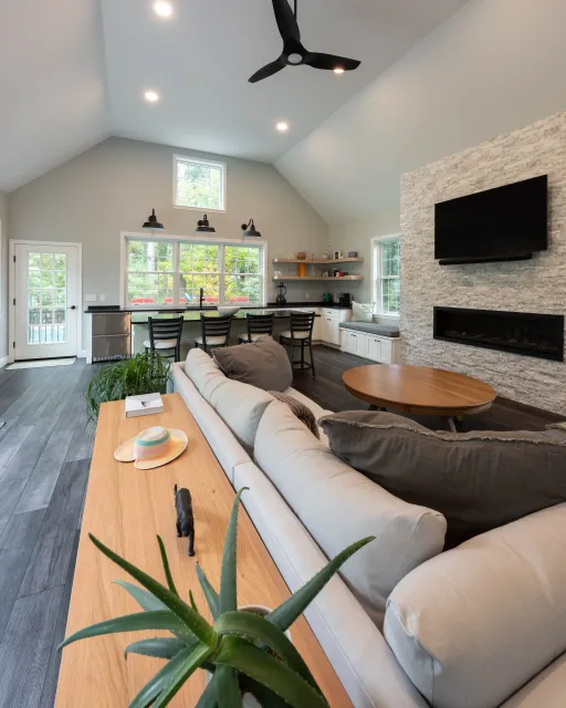 Pool House with Kitchenette