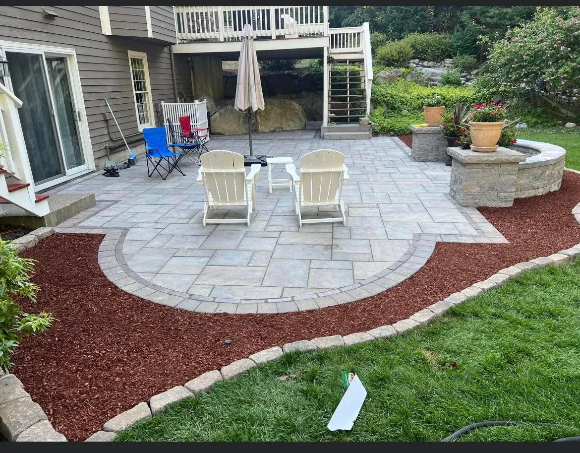 work photo from luckycloverlandscapingservices.com