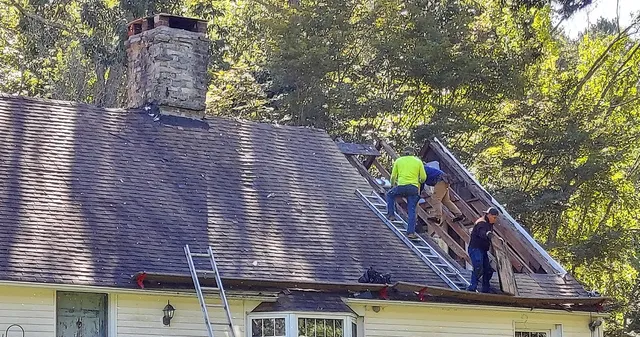 work photo from manolyroofing-ct.com