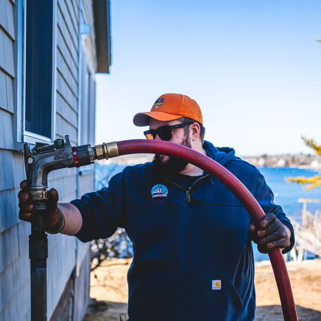 Reliable heating oil delivery from M.W. Sewall: Serving Bath, Brunswick, Wiscasset, and the Boothbay peninsula.
