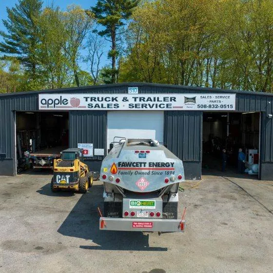 Apple Trailer & Storage Container Sales and Leasing work photo
